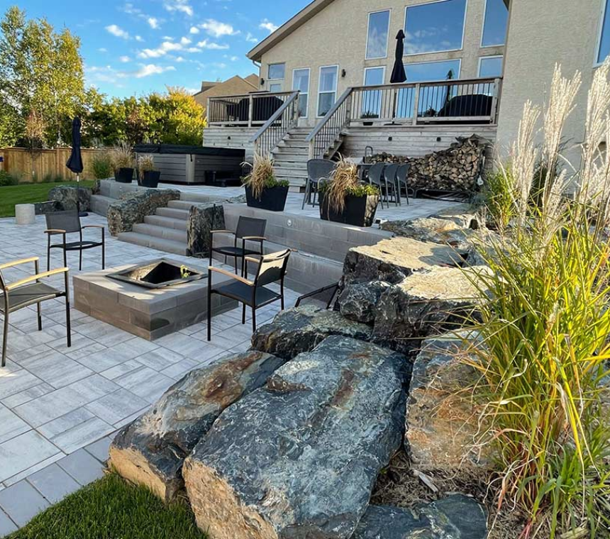 Large-multi-level-backyard-patio